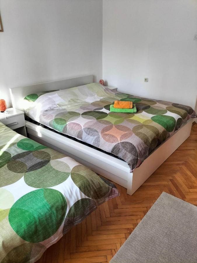 شقة غييكا  في Apartman Lulu المظهر الخارجي الصورة