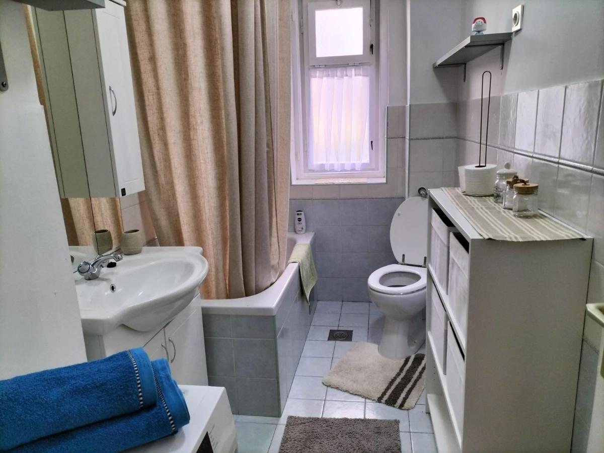 شقة غييكا  في Apartman Lulu المظهر الخارجي الصورة